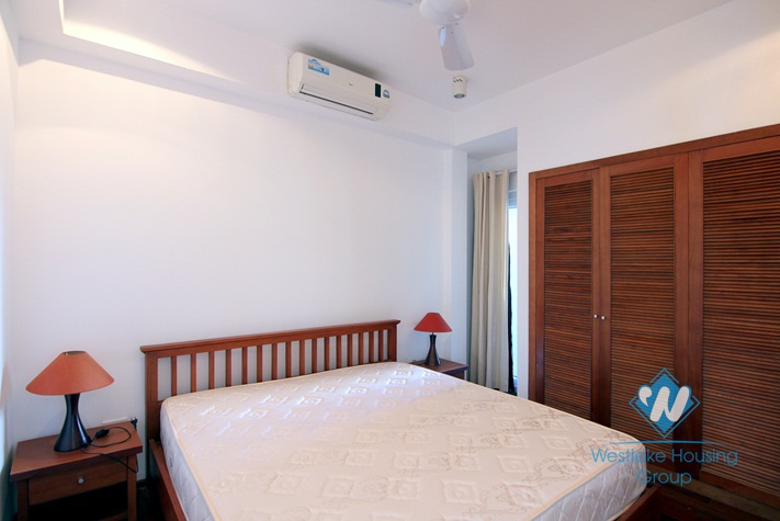 Lake view apartment available for rent in Quang An street, Tay Ho, Hanoi 